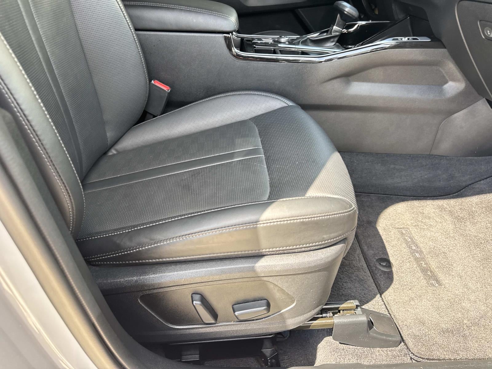 2025 Kia Sorento SX FWD