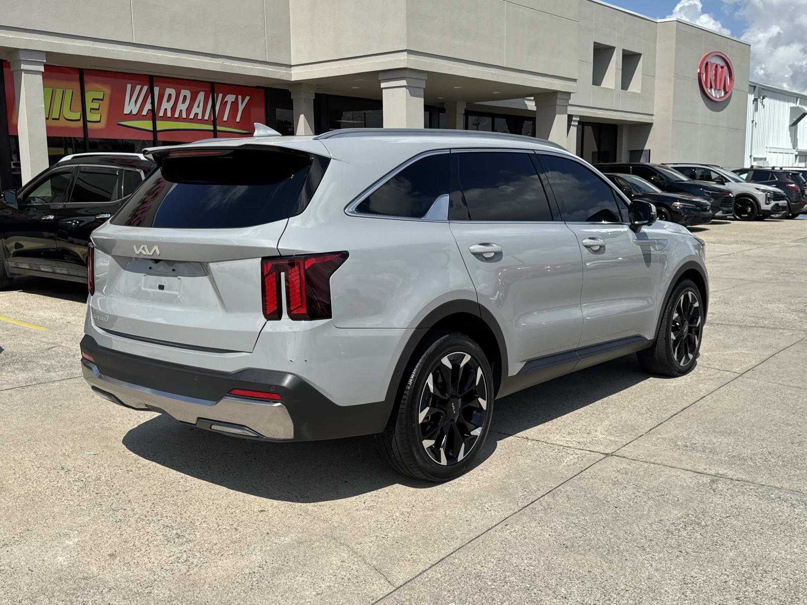 2025 Kia Sorento SX FWD