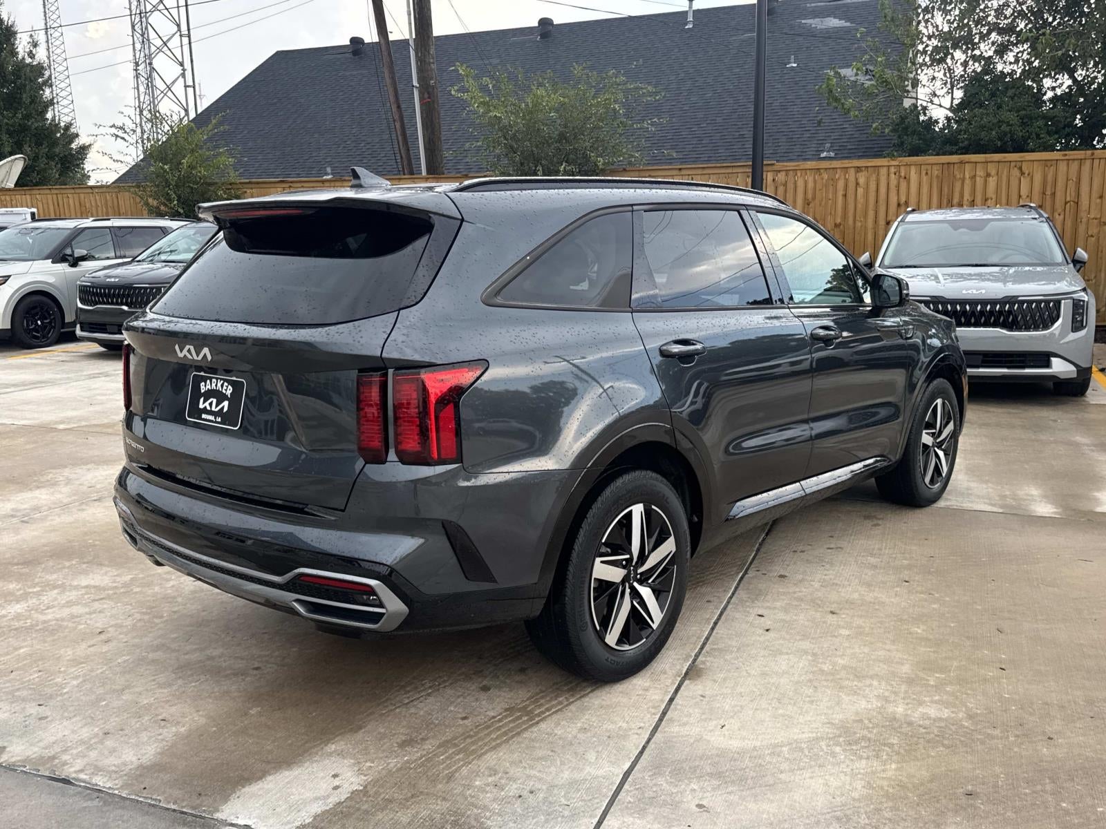 2023 Kia Sorento S FWD