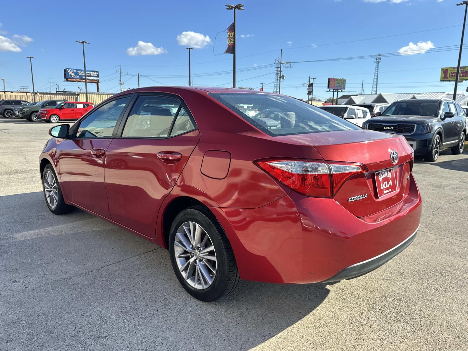 2015 Toyota Corolla 4dr Sdn CVT LE (Natl)