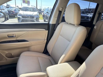 2017 Mitsubishi Outlander SE FWD