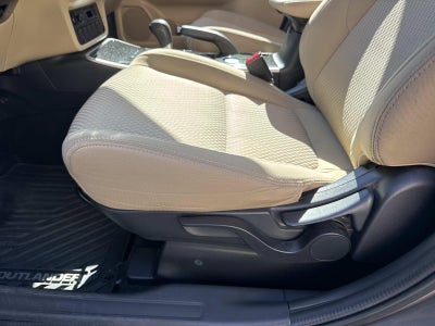 2017 Mitsubishi Outlander SE FWD