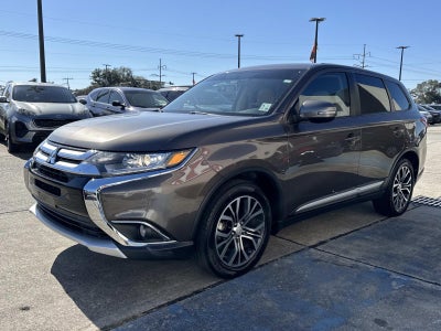 2017 Mitsubishi Outlander SE FWD