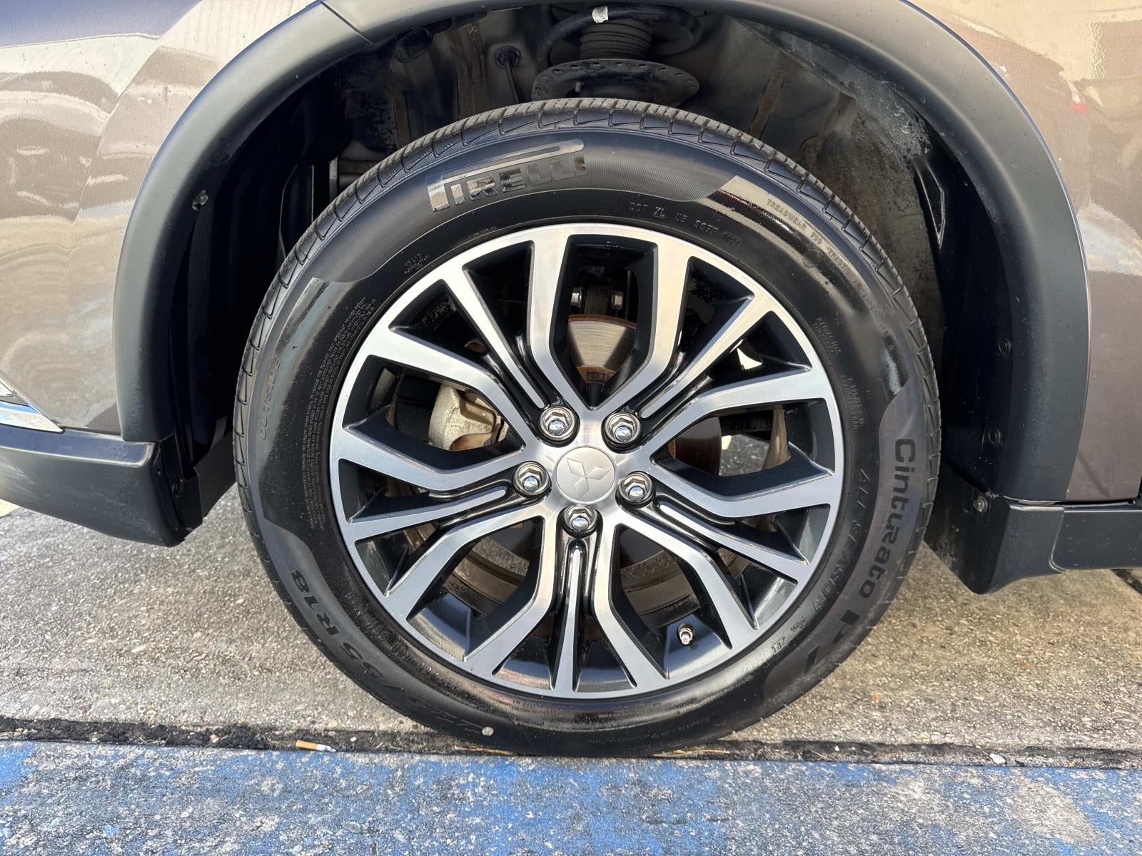 2017 Mitsubishi Outlander SE FWD