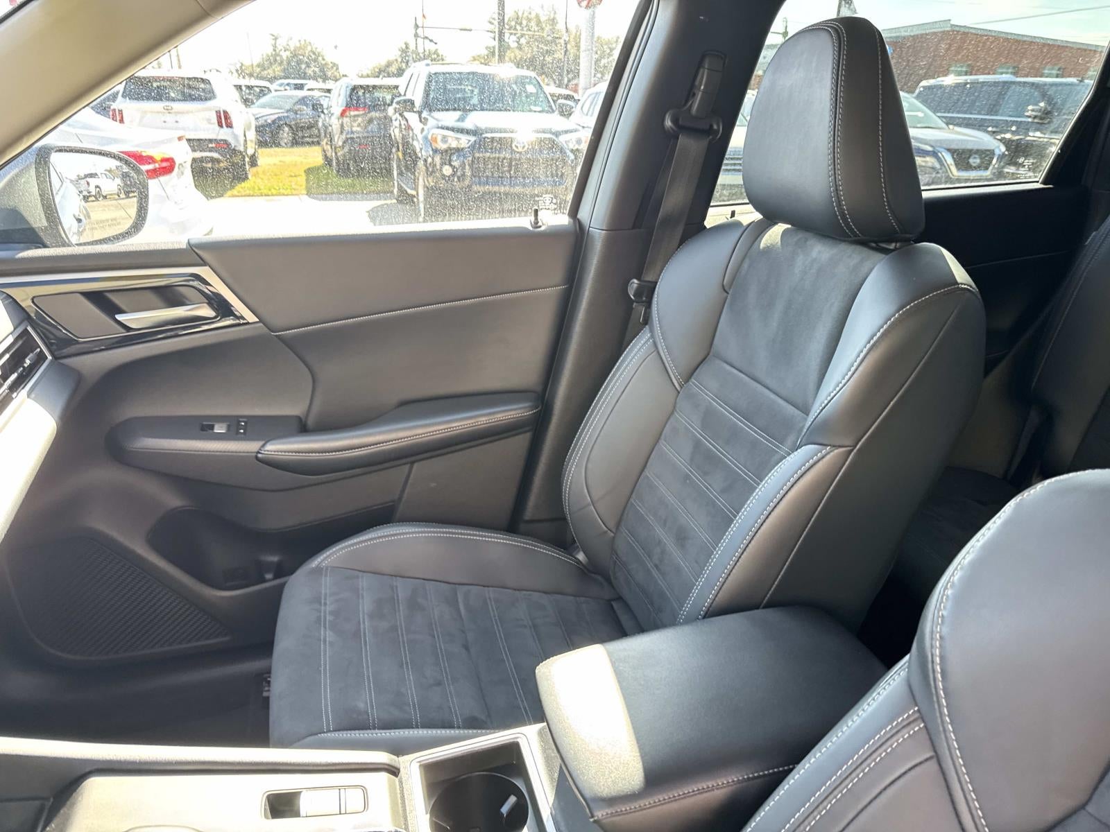 2022 Mitsubishi Outlander SE FWD *Ltd Avail*