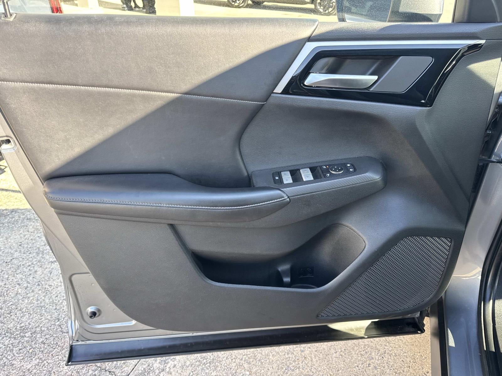 2022 Mitsubishi Outlander SE FWD *Ltd Avail*