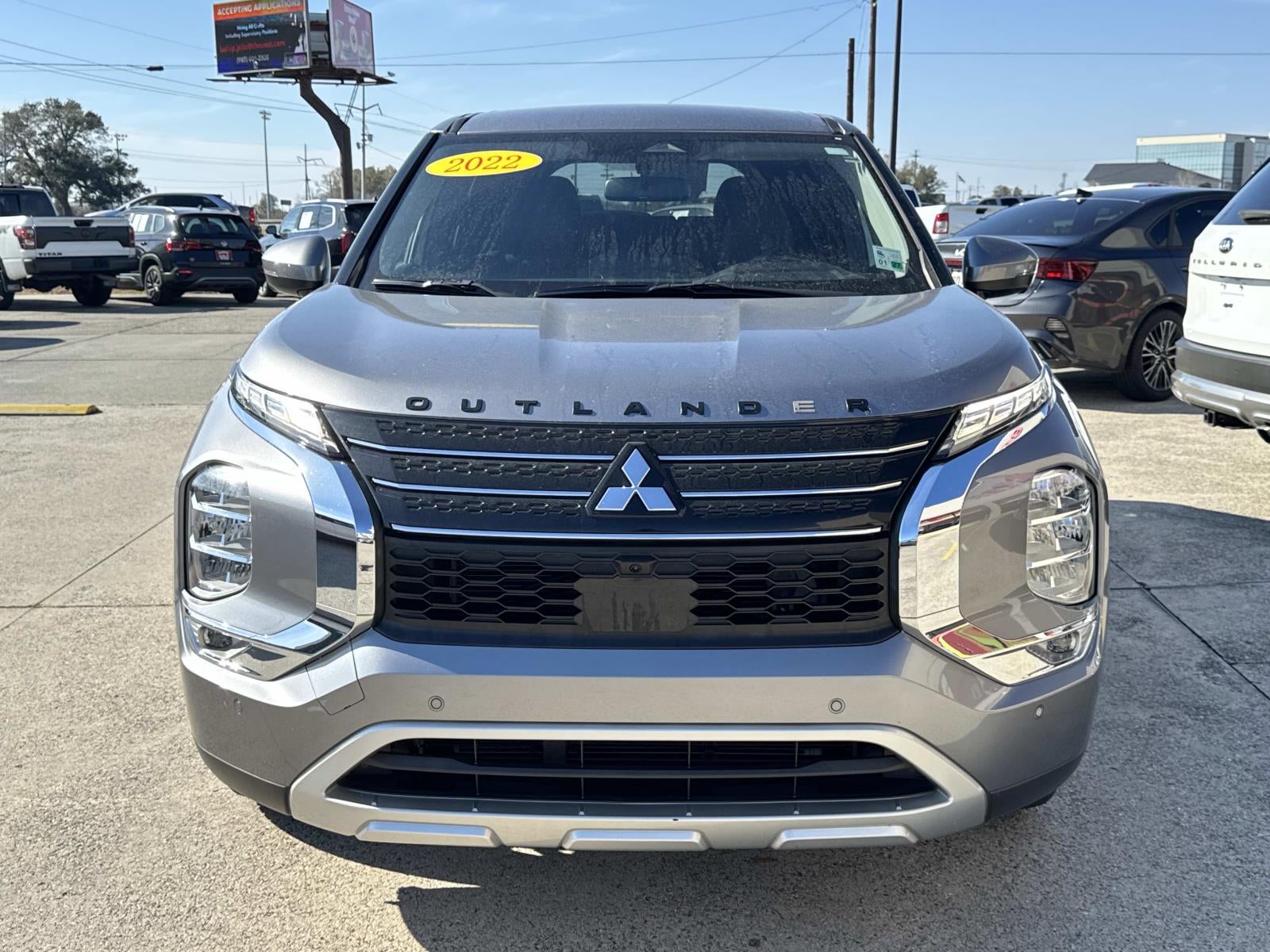 2022 Mitsubishi Outlander SE FWD *Ltd Avail*