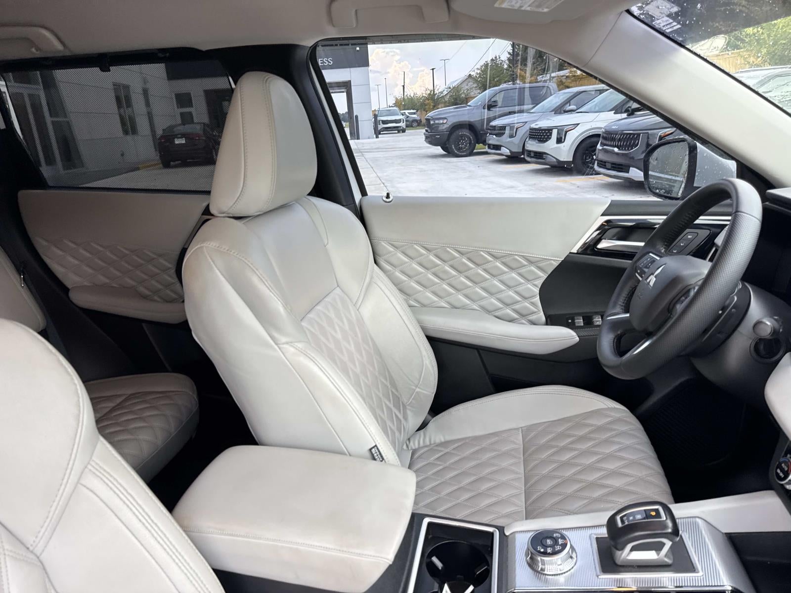 2024 Mitsubishi Outlander SEL Black Edition FWD