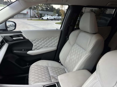 2024 Mitsubishi Outlander SEL Black Edition FWD