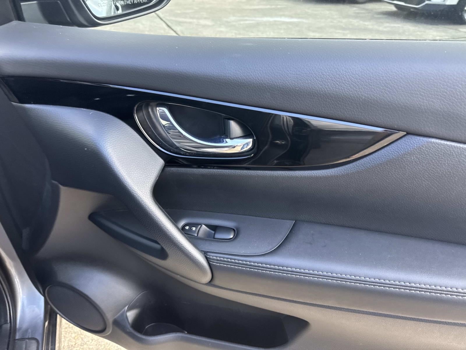 2022 Nissan Rogue Sport AWD SL