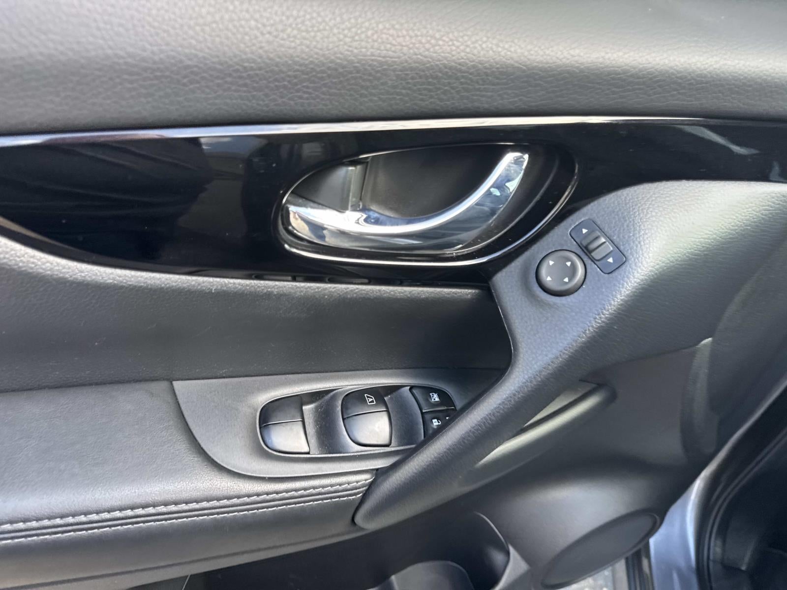 2022 Nissan Rogue Sport AWD SL