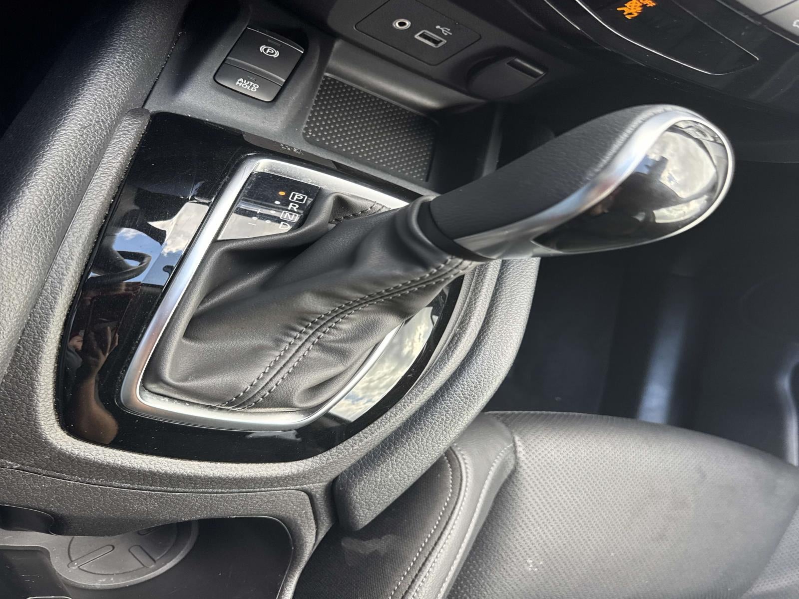 2022 Nissan Rogue Sport AWD SL