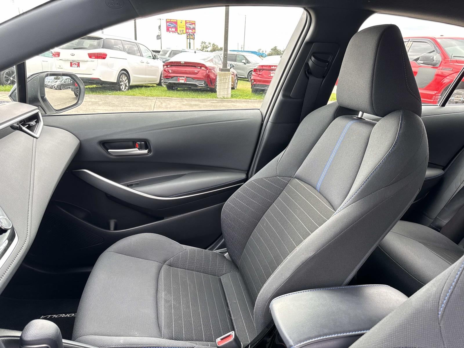 2022 Toyota Corolla SE Nightshade CVT (Natl)