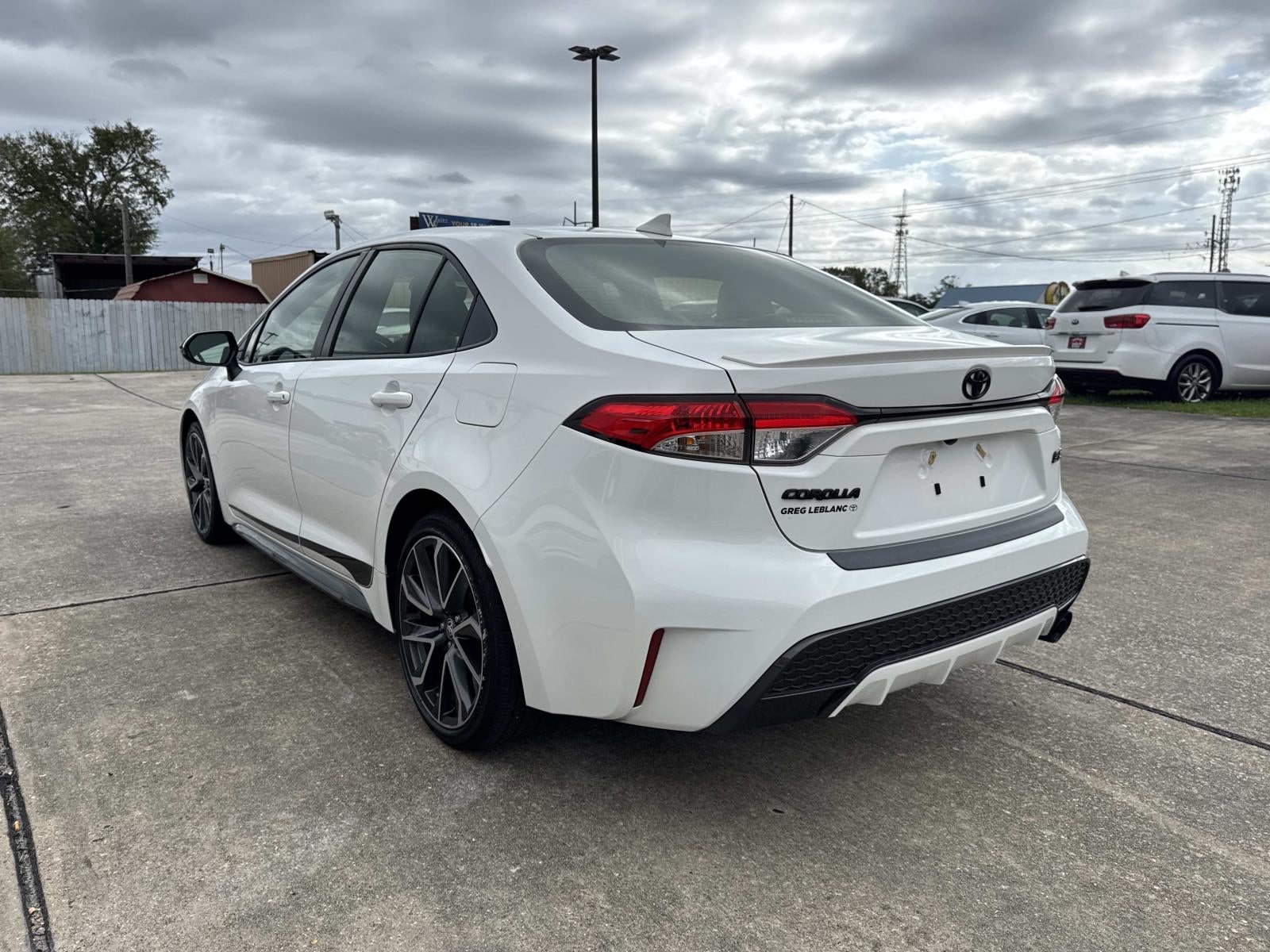 2022 Toyota Corolla SE Nightshade CVT (Natl)