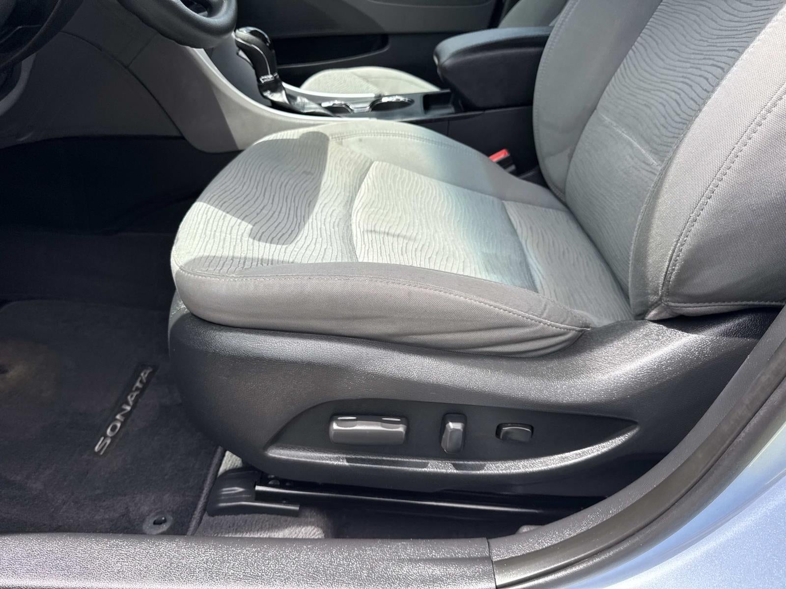 2011 Hyundai Sonata 4dr Sdn 2.4L Auto Hybrid