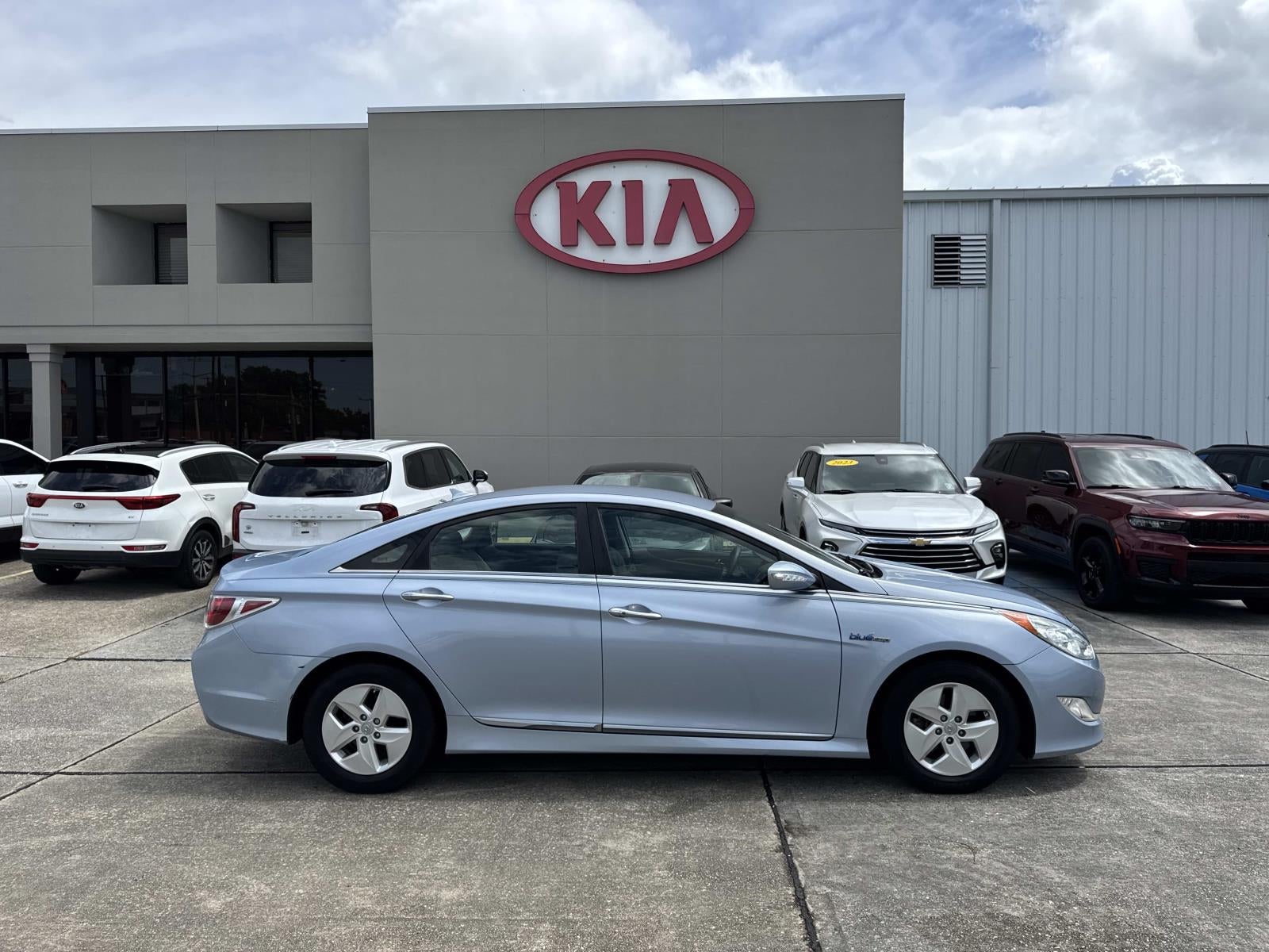2011 Hyundai Sonata 4dr Sdn 2.4L Auto Hybrid