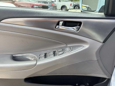 2011 Hyundai Sonata 4dr Sdn 2.4L Auto Hybrid