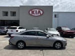 2024 Hyundai Elantra SE IVT