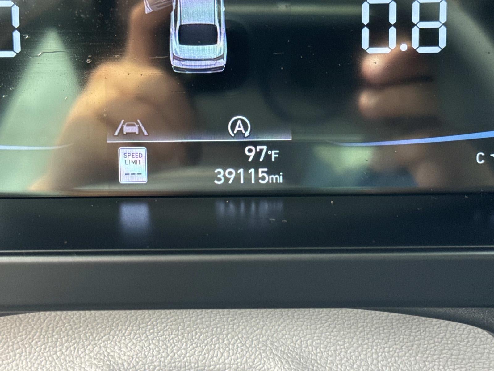 2024 Hyundai Elantra SE IVT