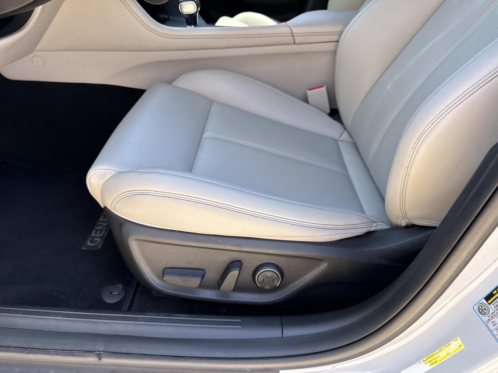 2022 Genesis G70 2.0T RWD