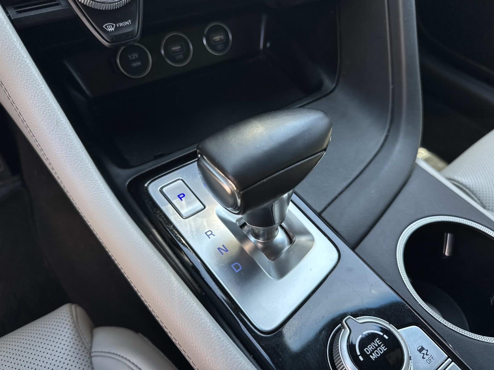 2022 Genesis G70 2.0T RWD