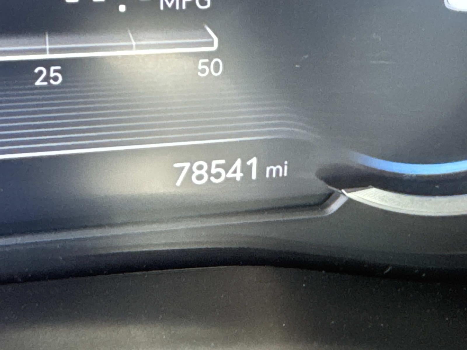 2022 Genesis G70 2.0T RWD