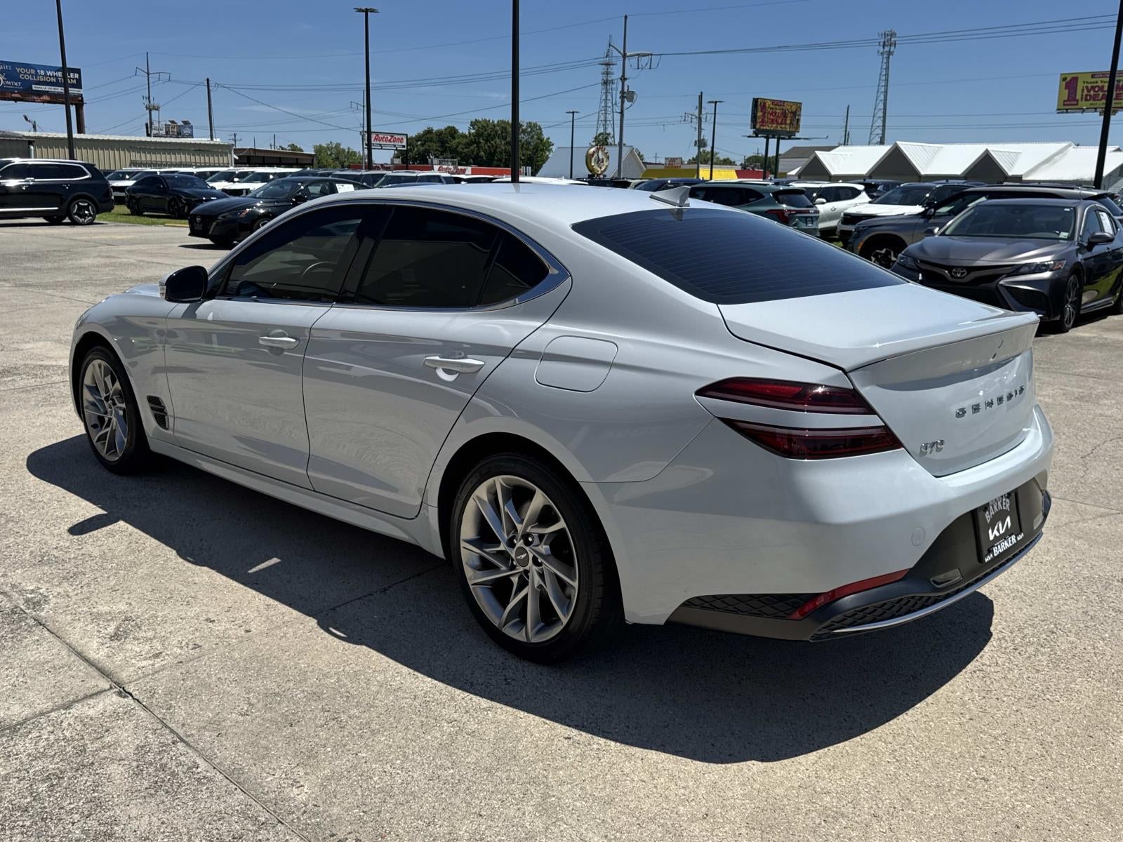 2022 Genesis G70 2.0T RWD