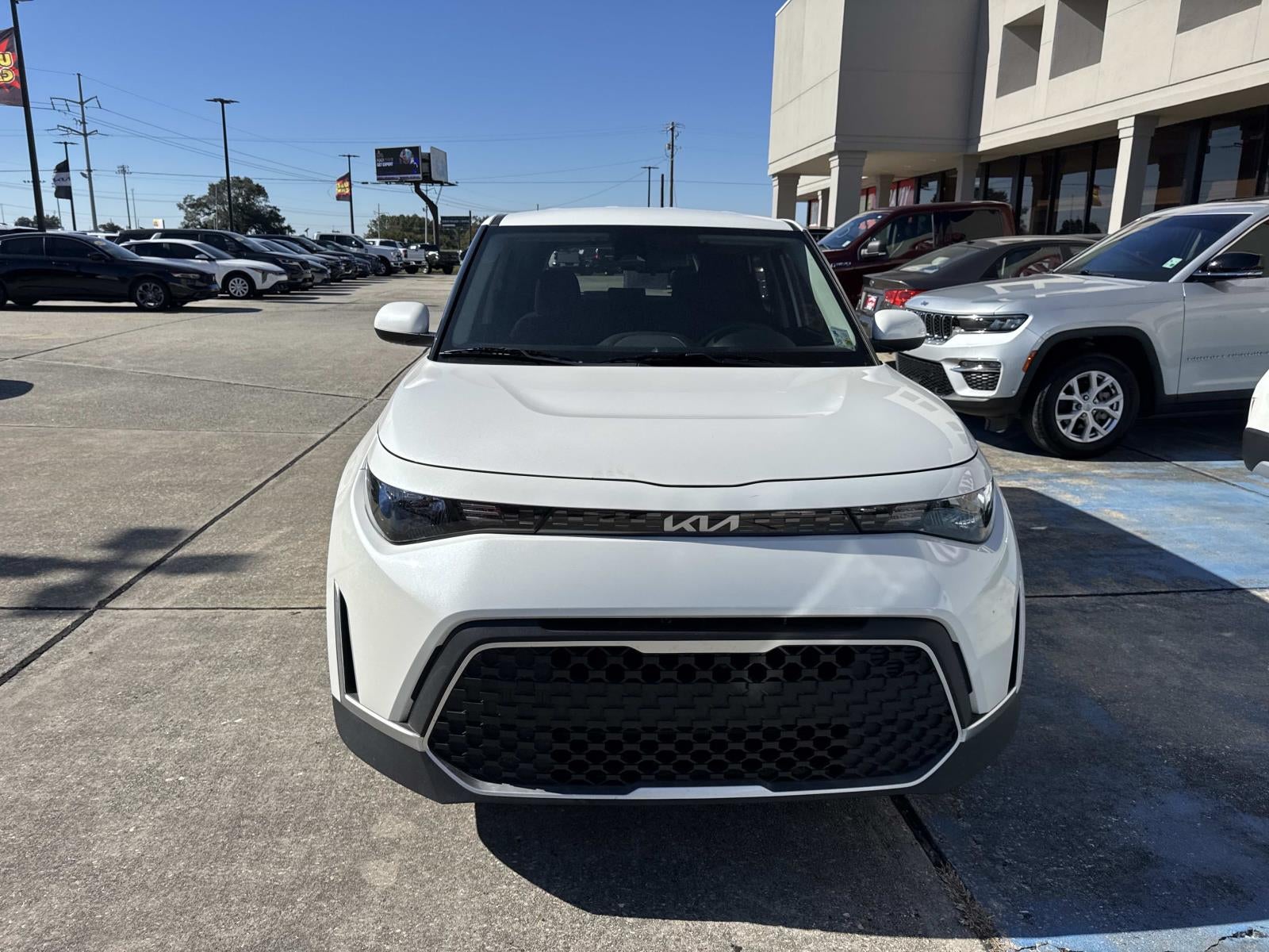 2023 Kia Soul S IVT
