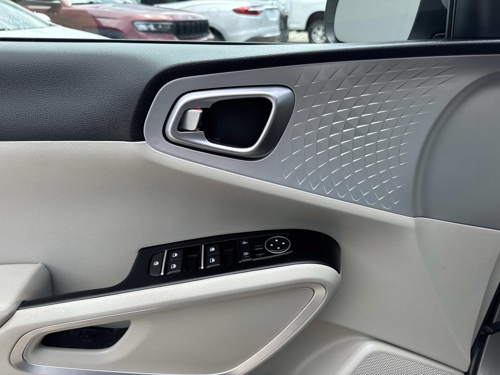 2025 Kia Soul LX FWD