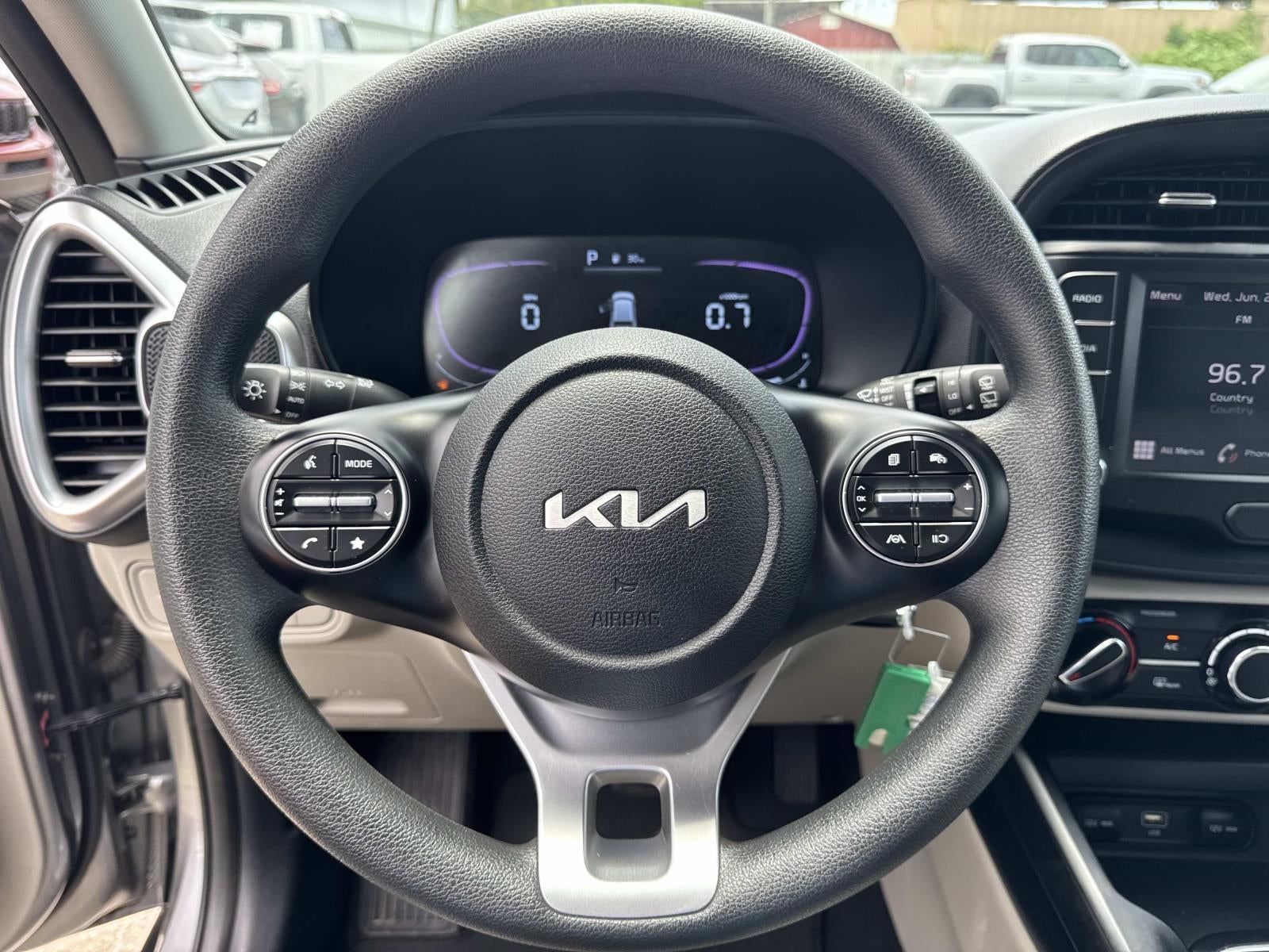 2025 Kia Soul LX FWD