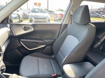 2023 Kia Soul LX IVT