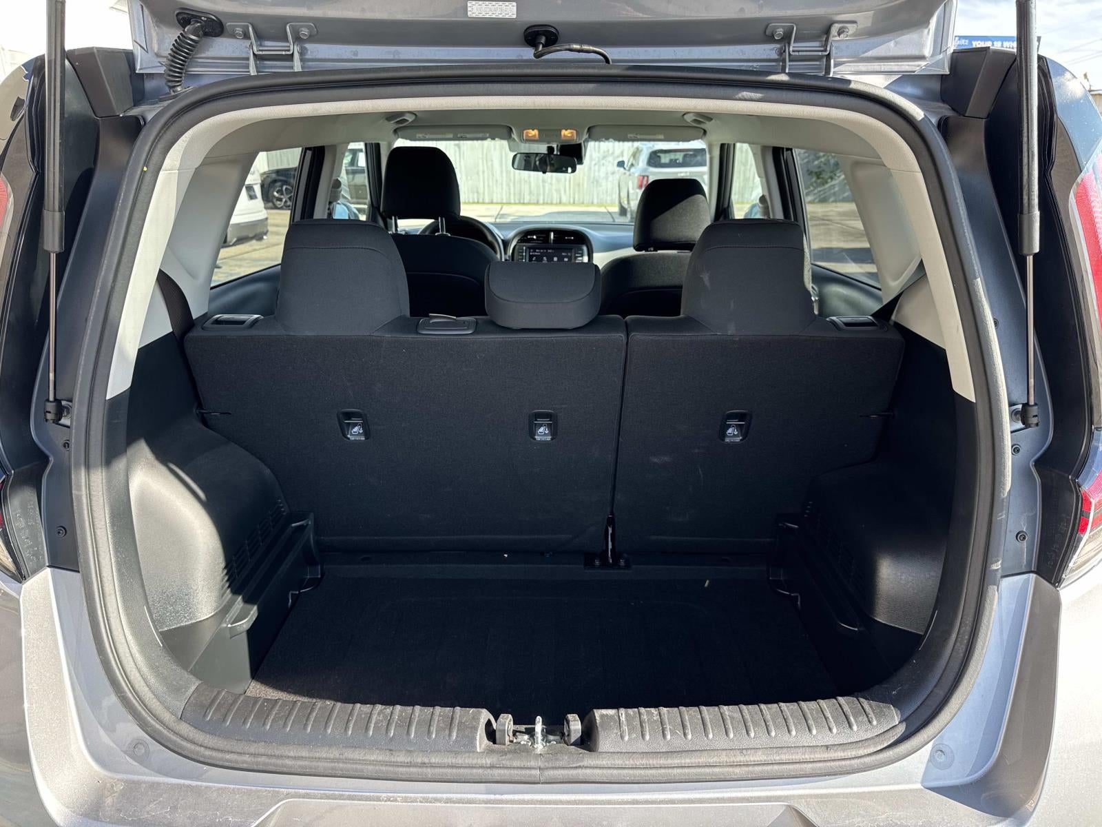 2023 Kia Soul LX IVT