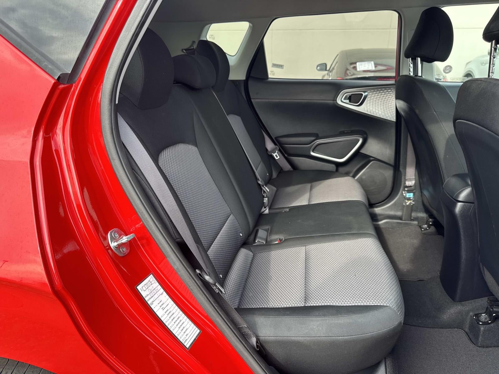 2024 Kia Soul LX IVT