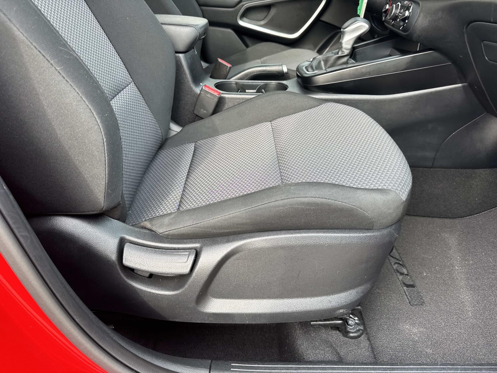 2024 Kia Soul LX IVT