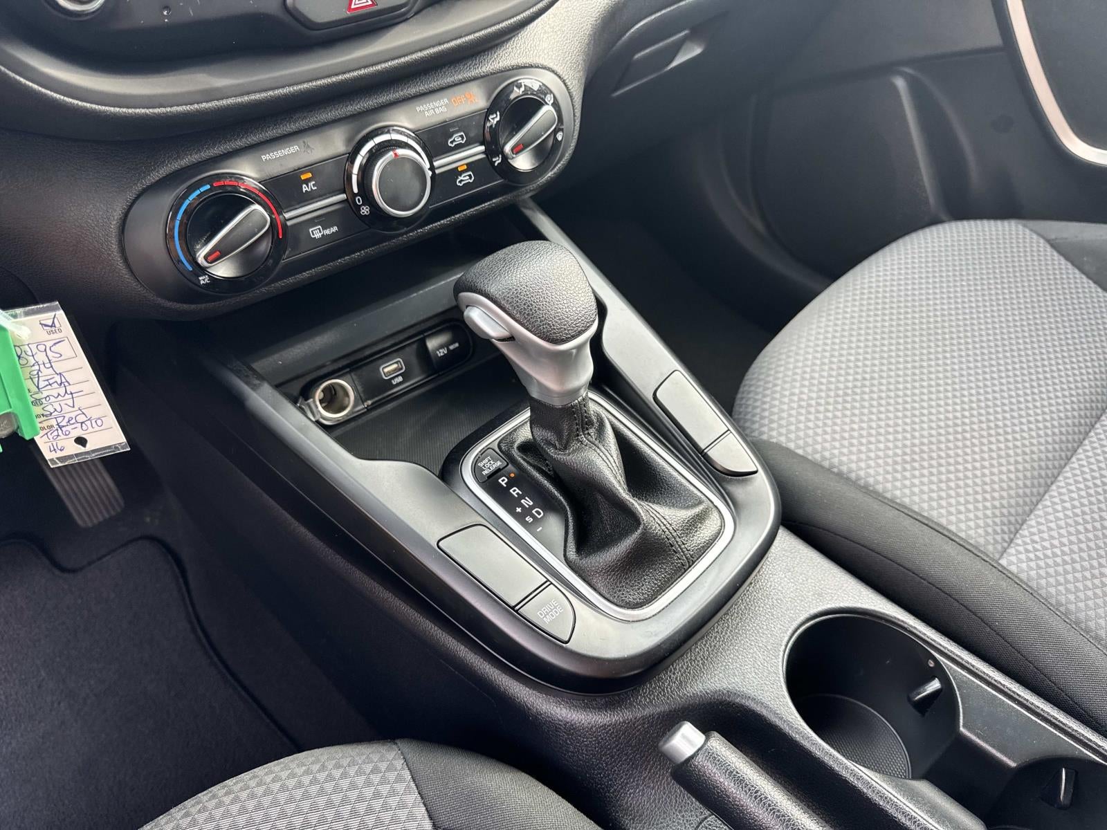 2024 Kia Soul LX IVT