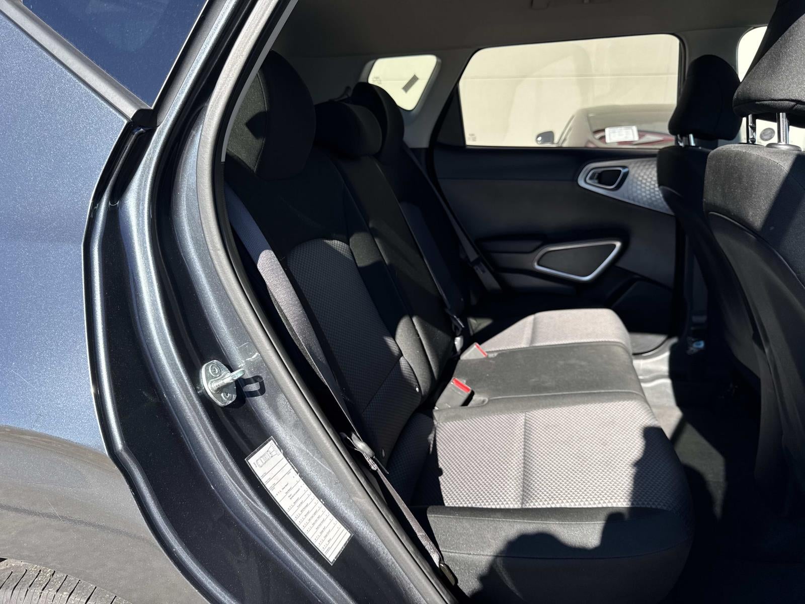 2024 Kia Soul LX IVT