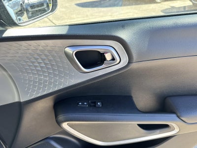 2024 Kia Soul LX IVT