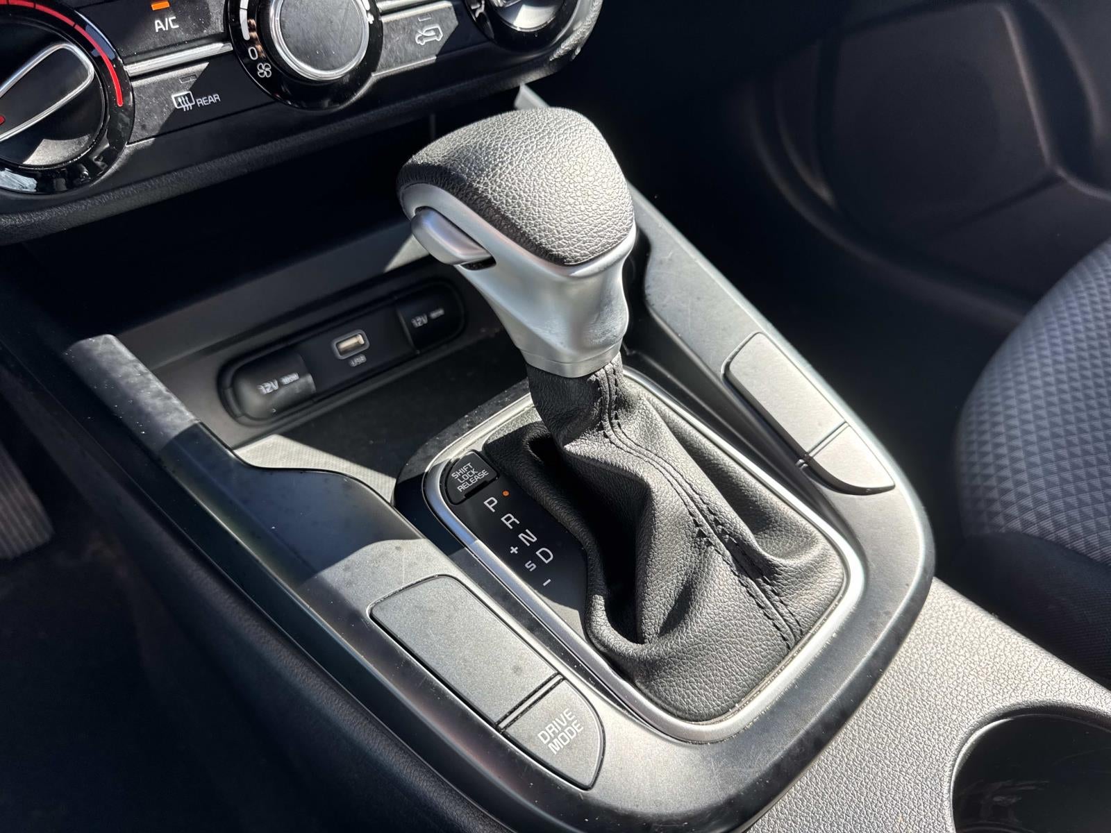 2024 Kia Soul LX IVT