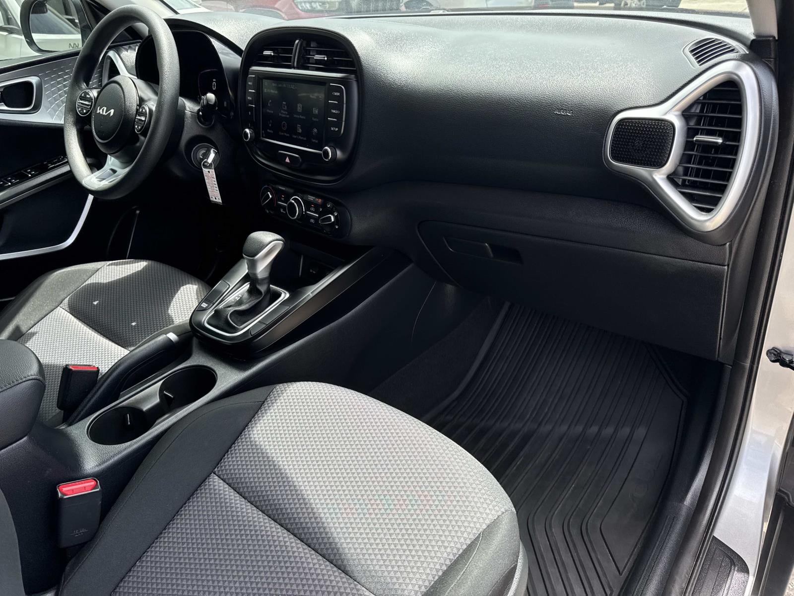 2025 Kia Soul LX FWD