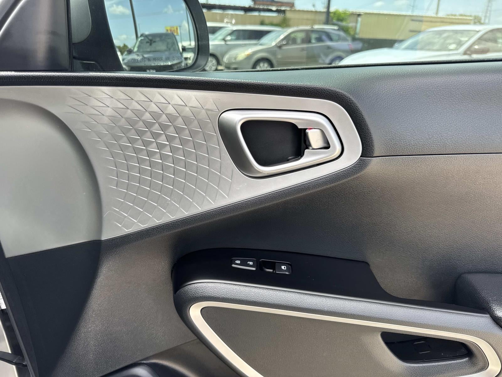 2025 Kia Soul LX FWD