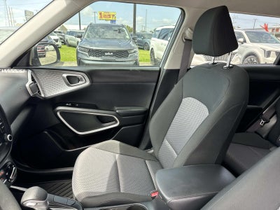 2025 Kia Soul LX FWD