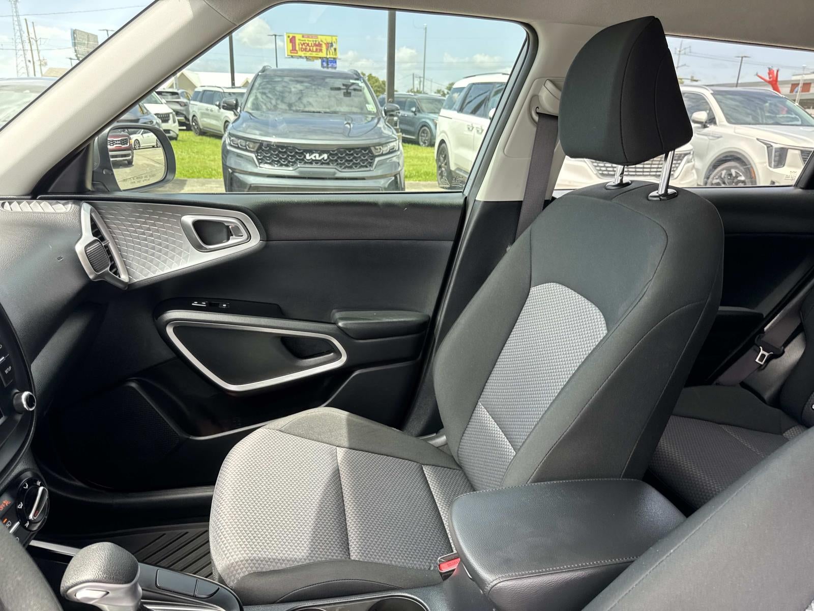 2025 Kia Soul LX FWD