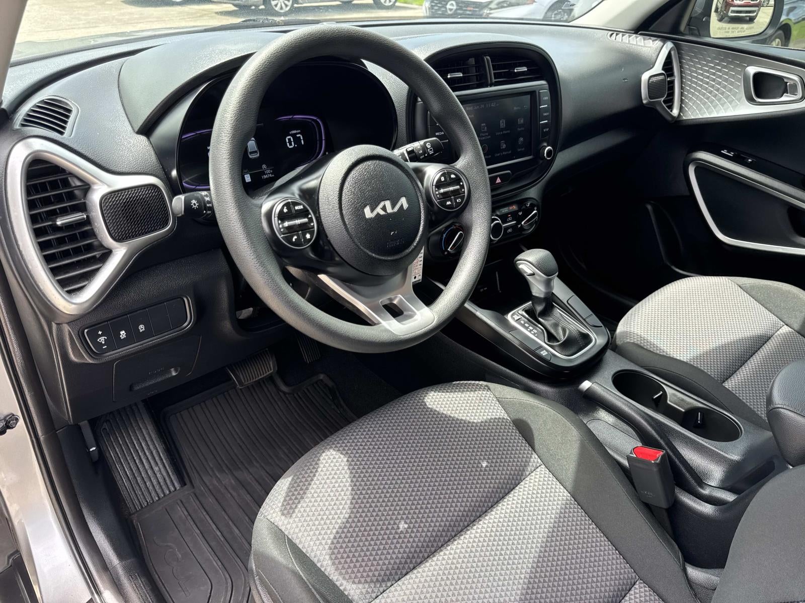 2025 Kia Soul LX FWD