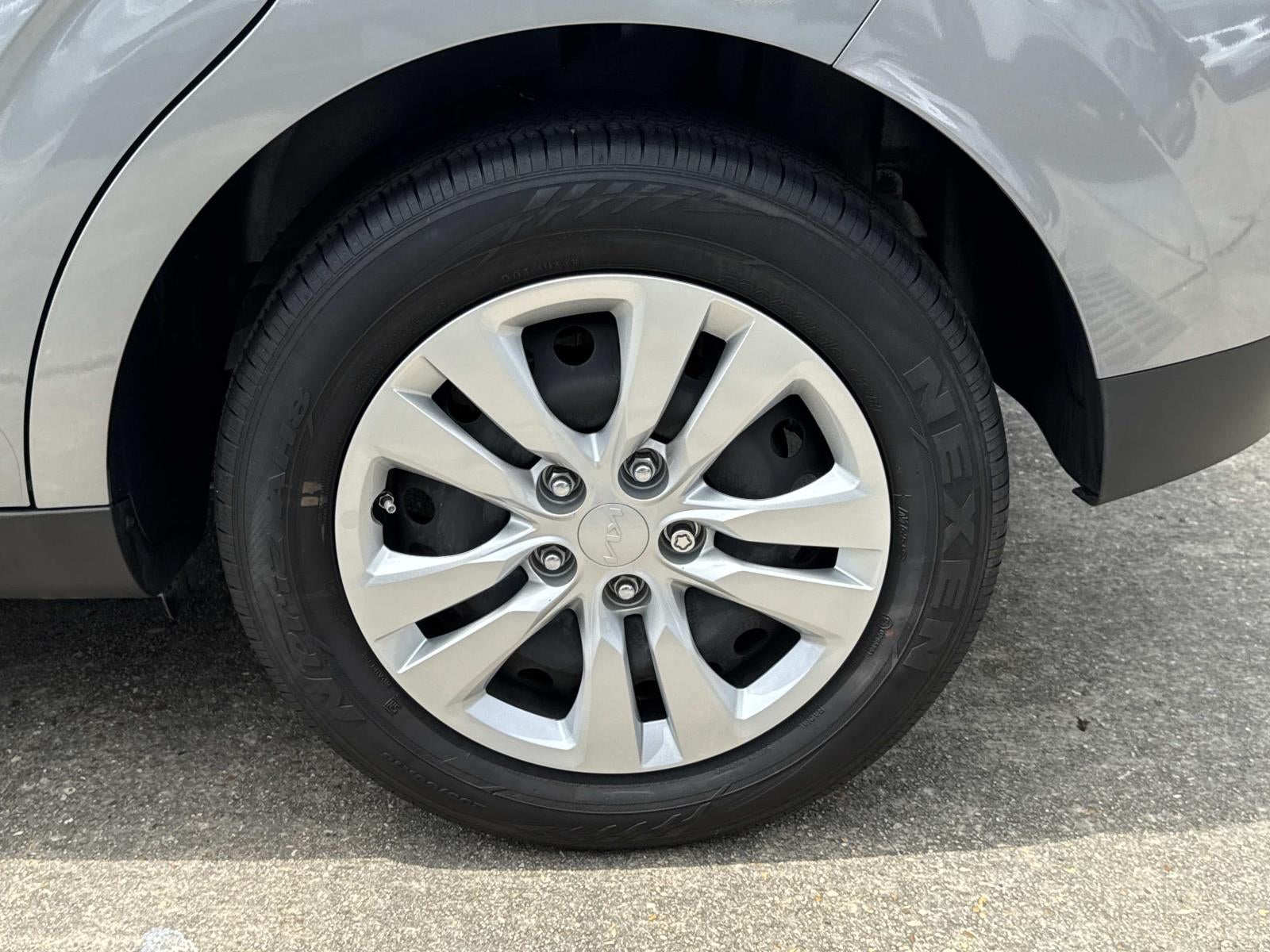 2025 Kia Soul LX FWD