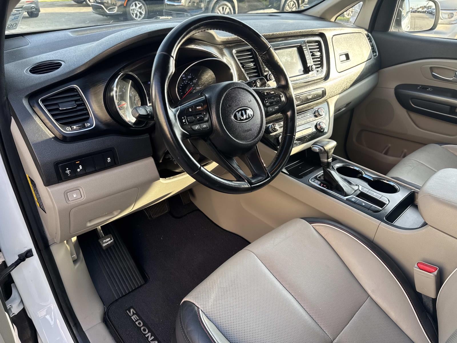 2019 Kia Sedona EX FWD