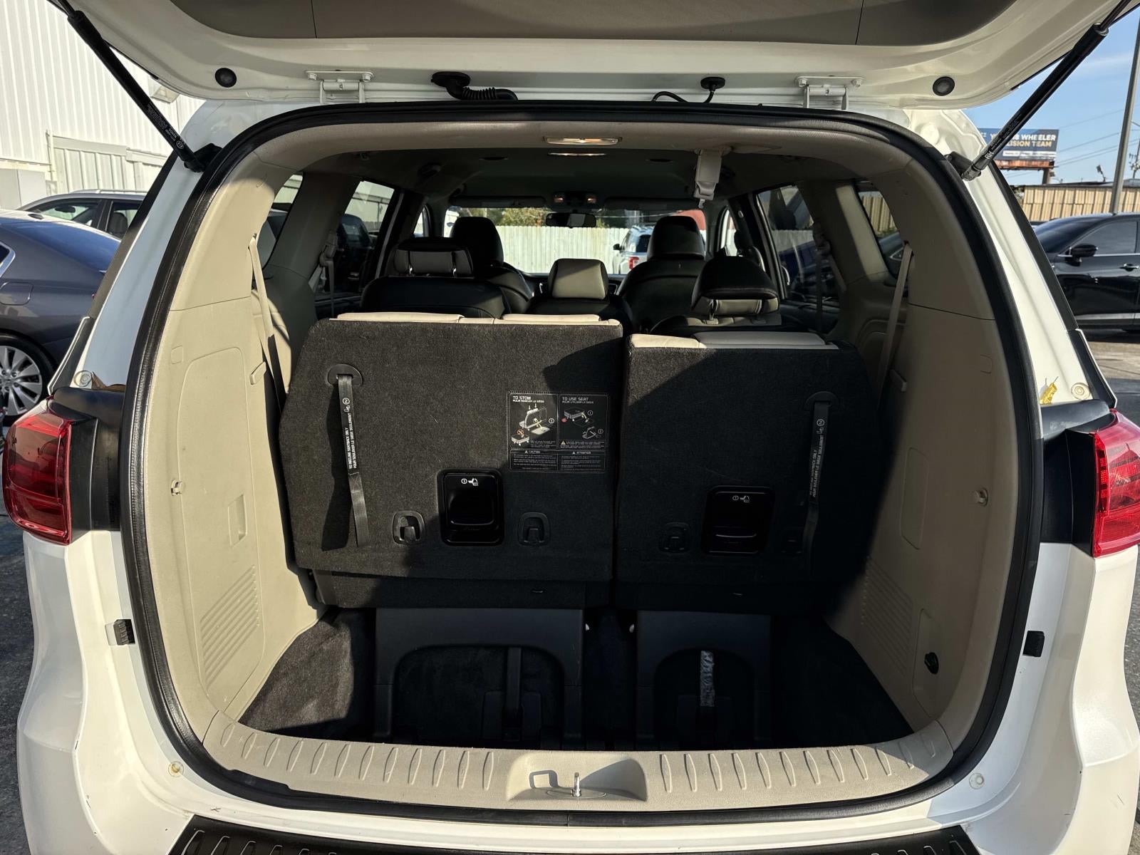 2019 Kia Sedona EX FWD