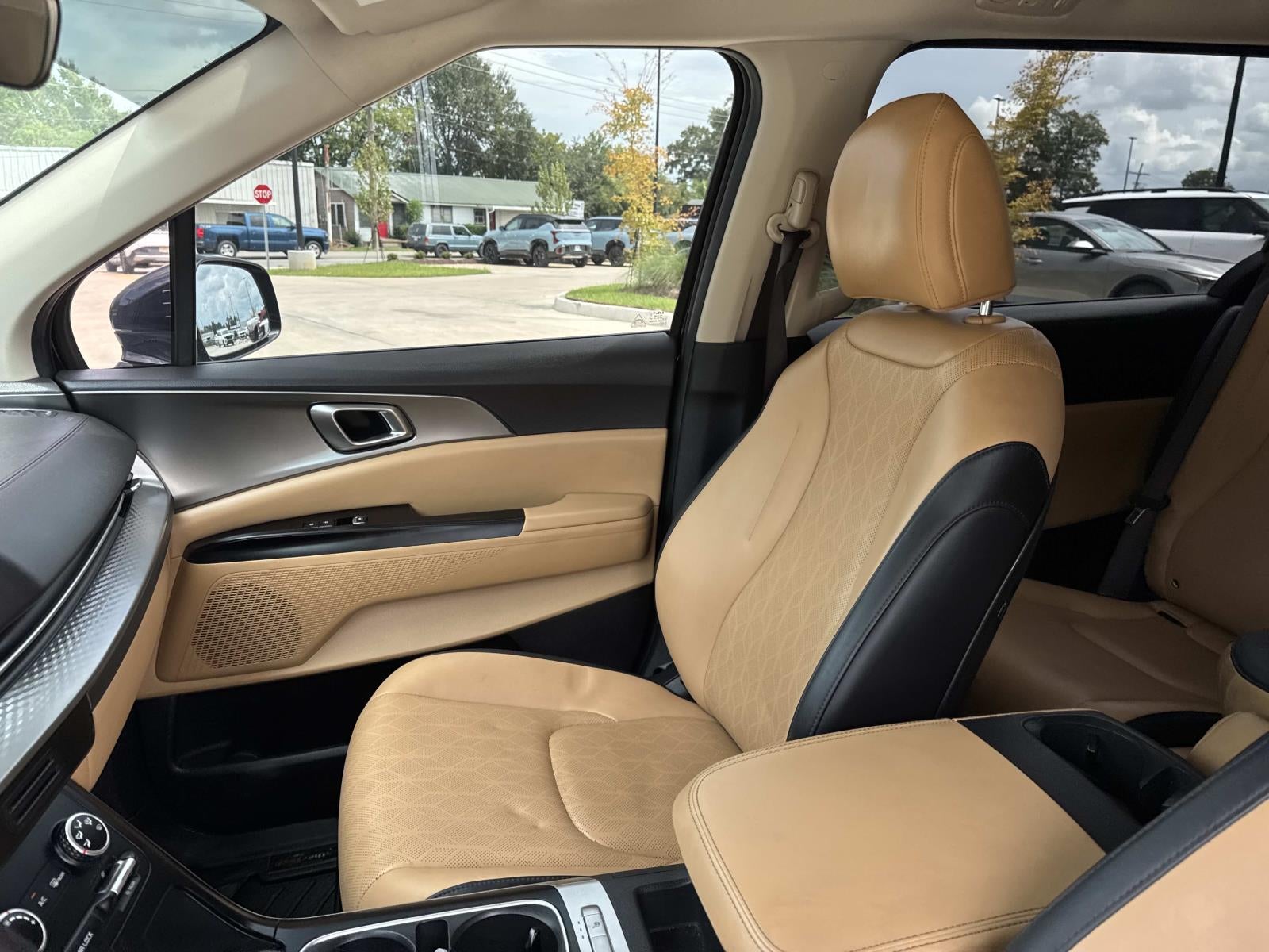 2024 Kia Carnival LX FWD w/Seat Pkg