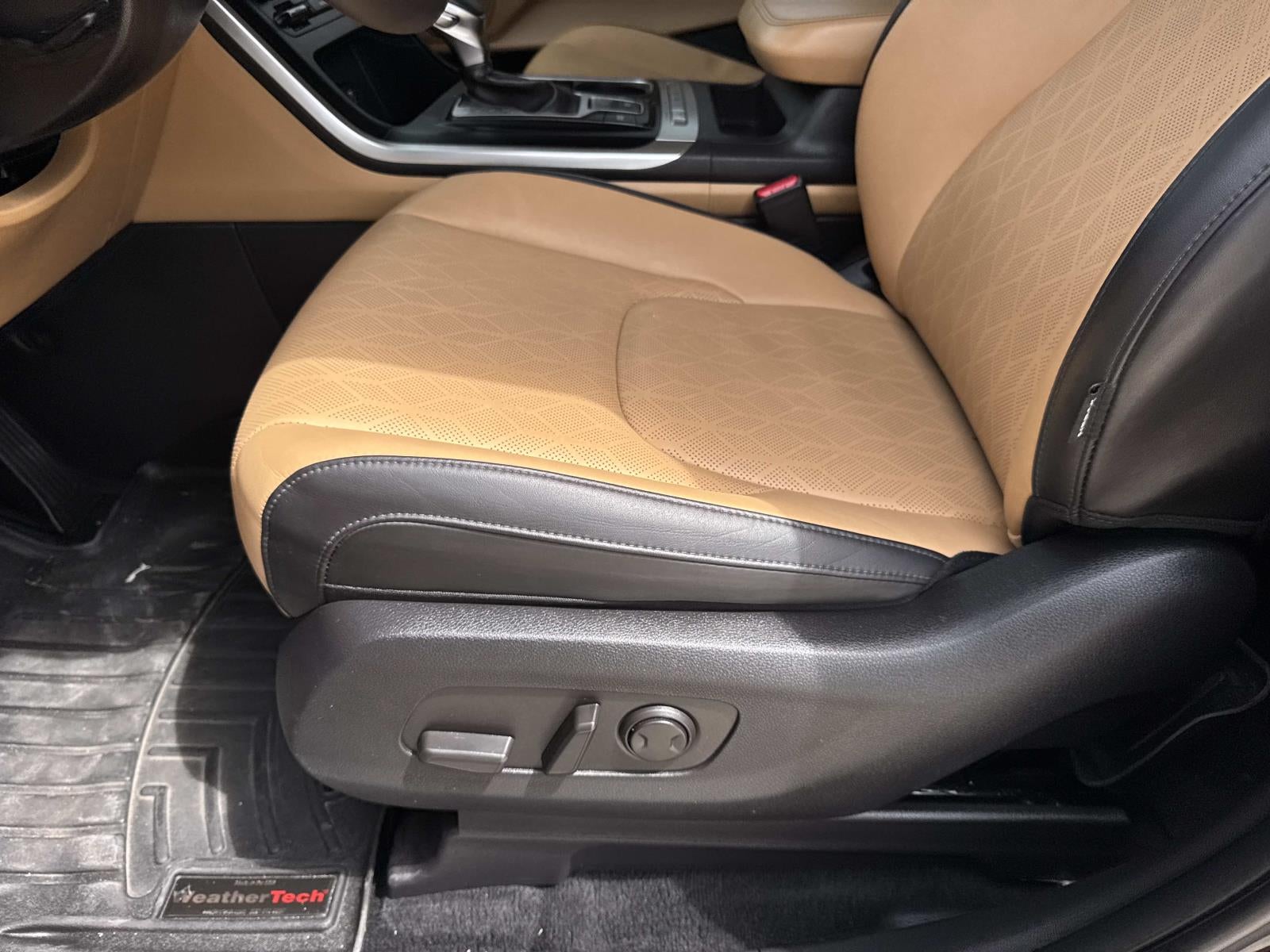 2024 Kia Carnival LX FWD w/Seat Pkg