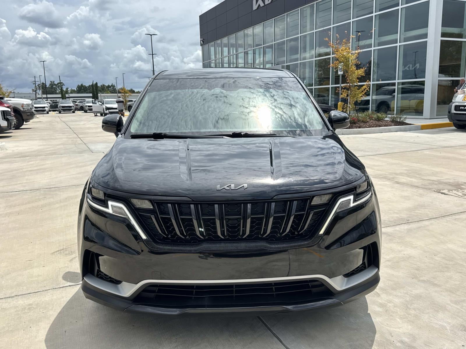 2024 Kia Carnival LX FWD w/Seat Pkg
