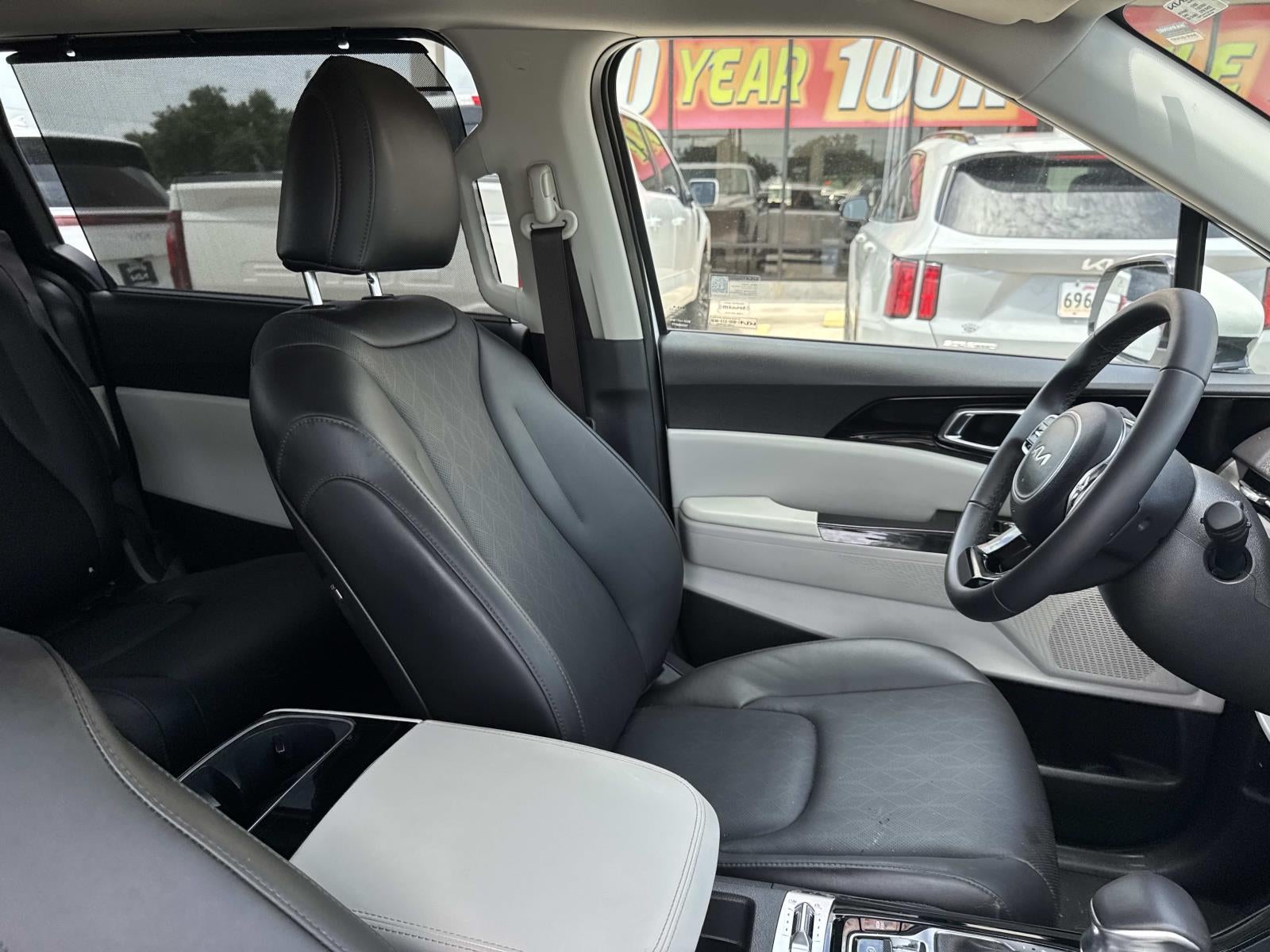 2024 Kia Carnival SX FWD